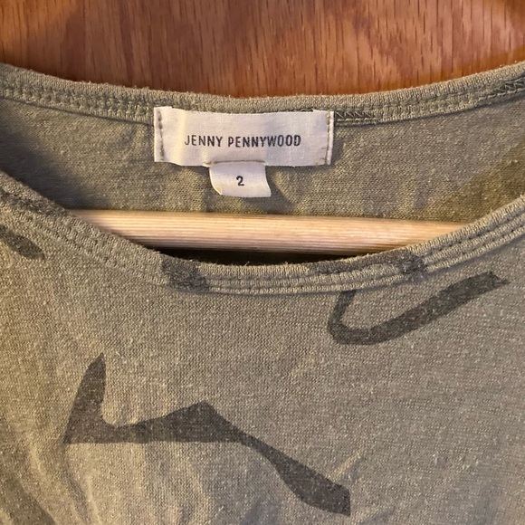 Jenny Pennywood Moth Pattern Tee Shirt Muted Olive Green size 2 Linen Cotton - Picture 5 of 10